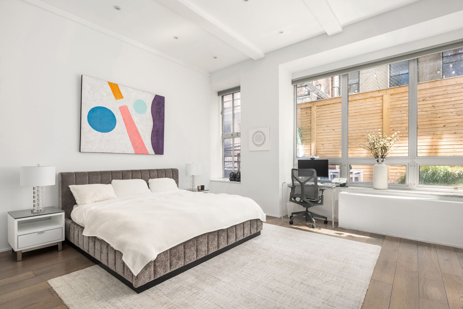 21 East 22 #2B