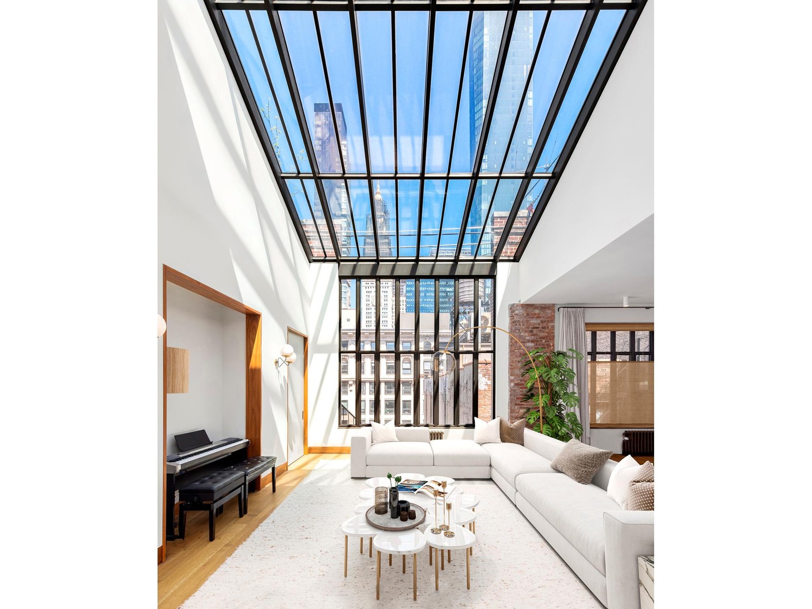 35 East 20 #PH