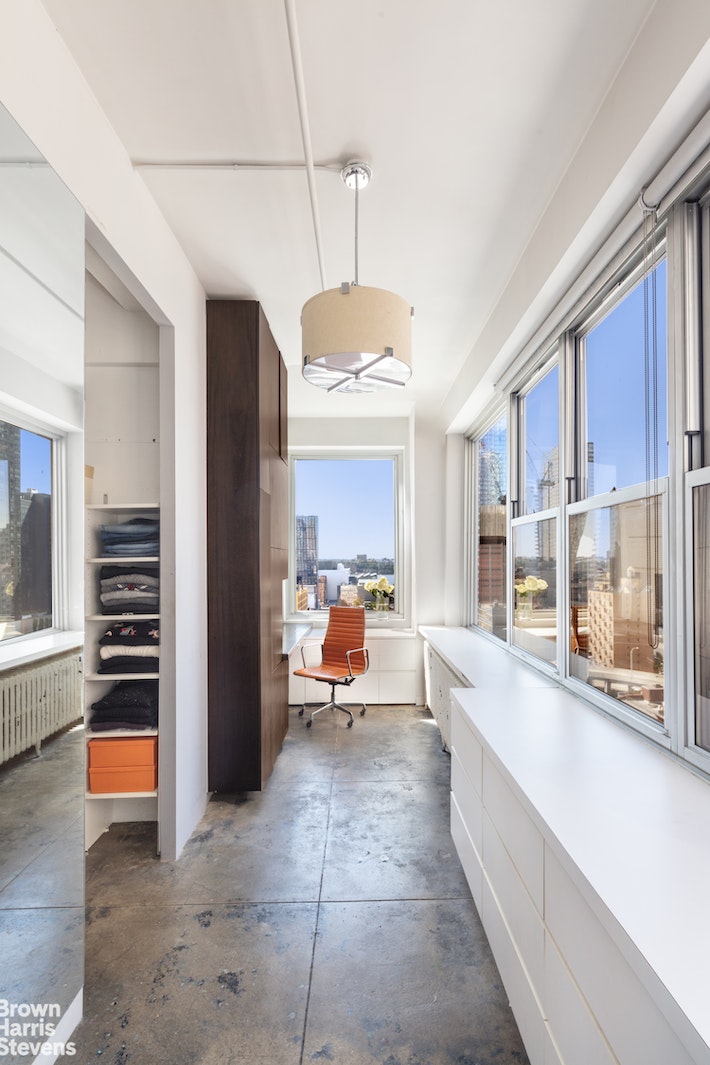 347 West 39 #14NE