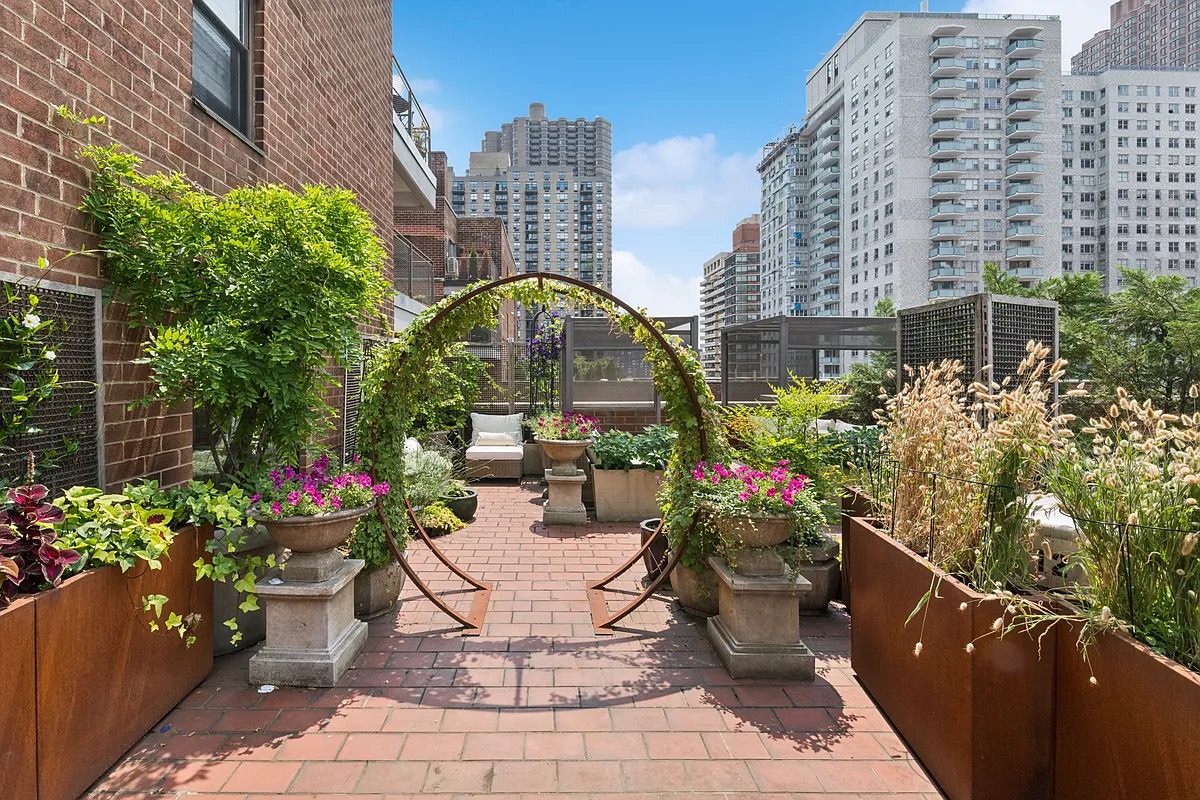 2 Tudor City Pl #12EN