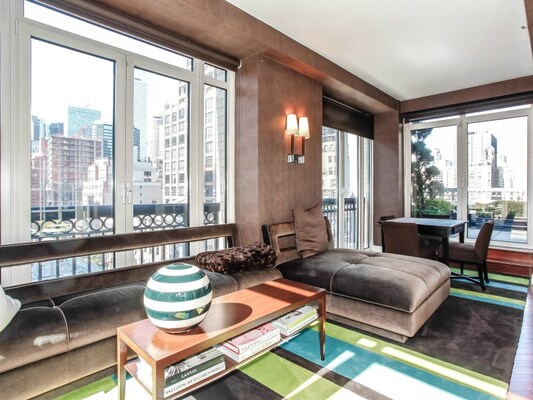 400 East 51 #8A