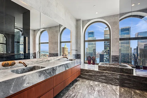 130 William St #60B