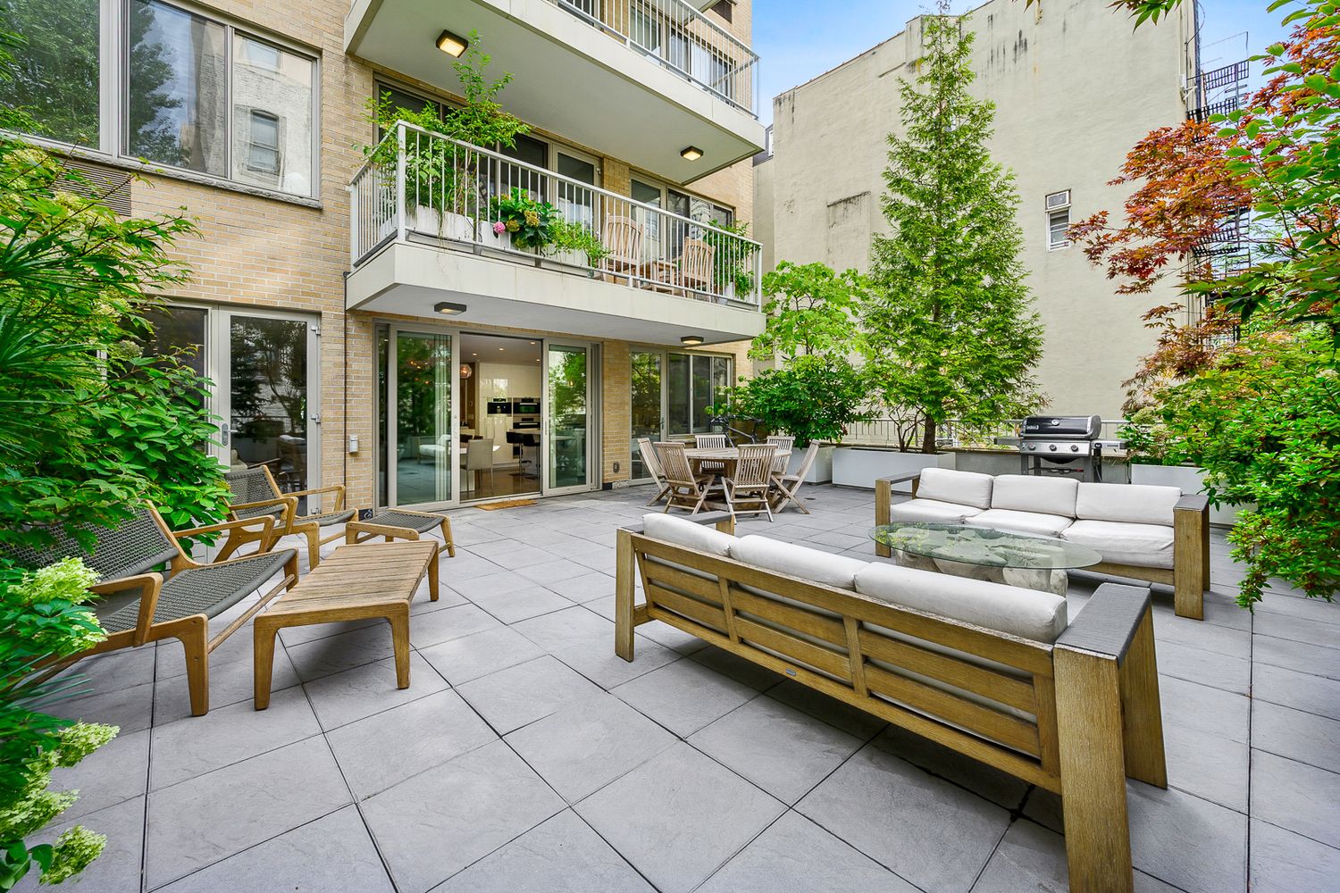 525 East 11 #3B4B