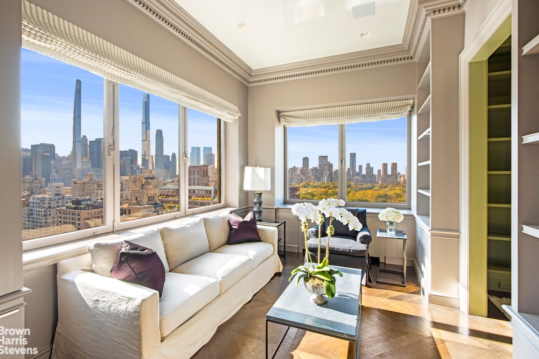 730 Park Ave #PH19C