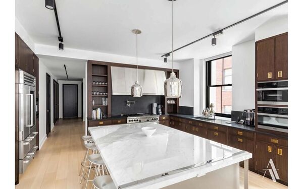 443 Greenwich St #PHD