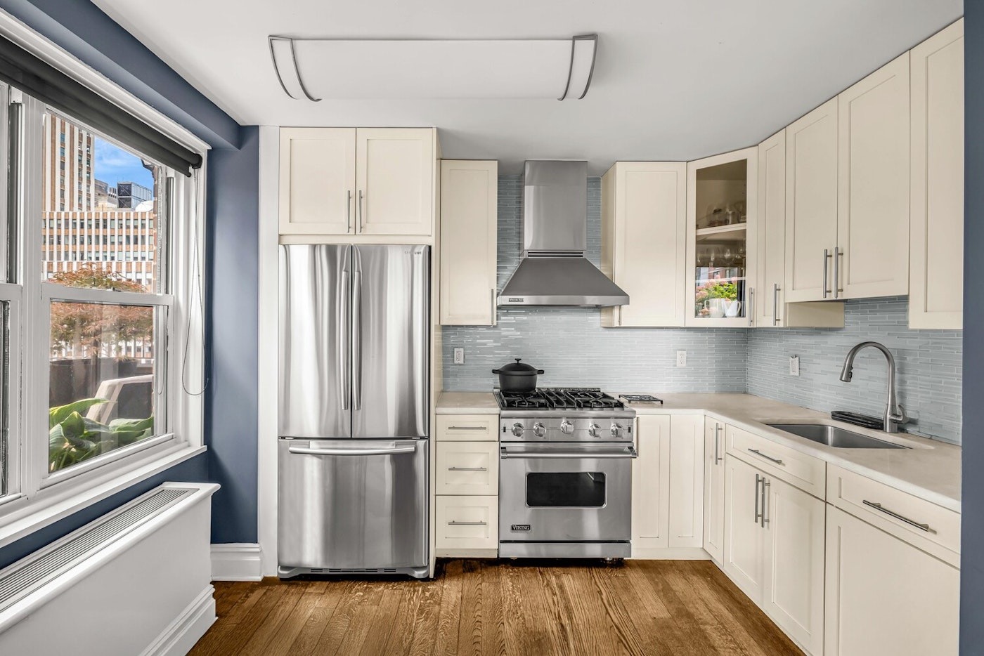 305 East 40 #19F
