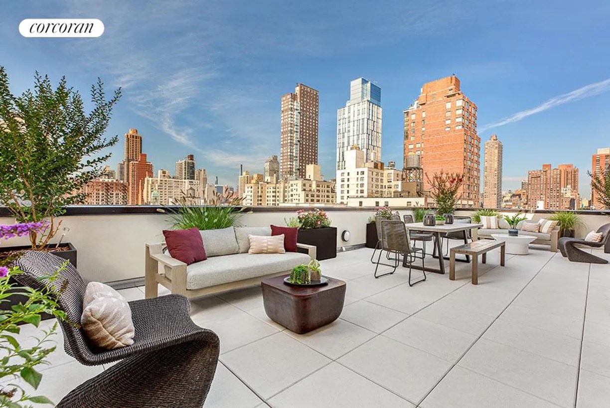 427 East 90 #PH9