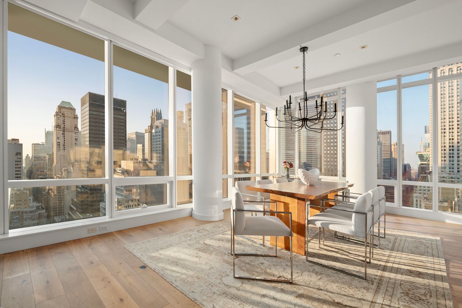 325 Lexington Ave #PHB