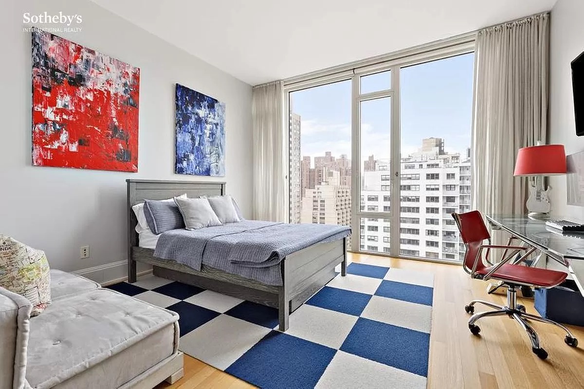 305 East 85 #17B