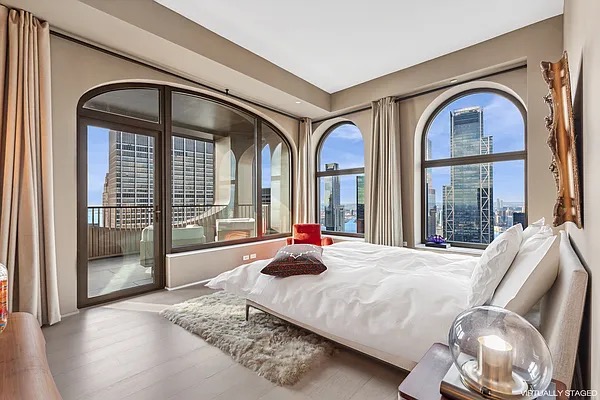 130 William St #60B