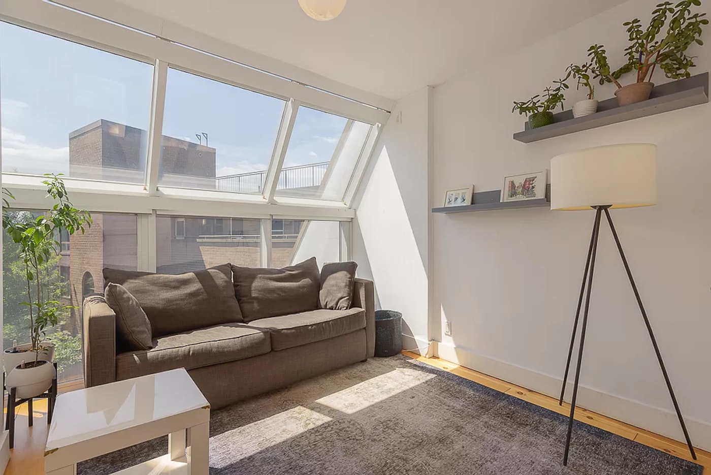 130 Barrow St #PH510