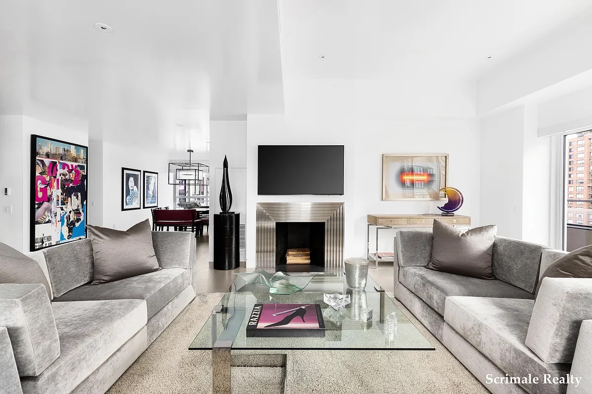 200 East 66 #PH D2102