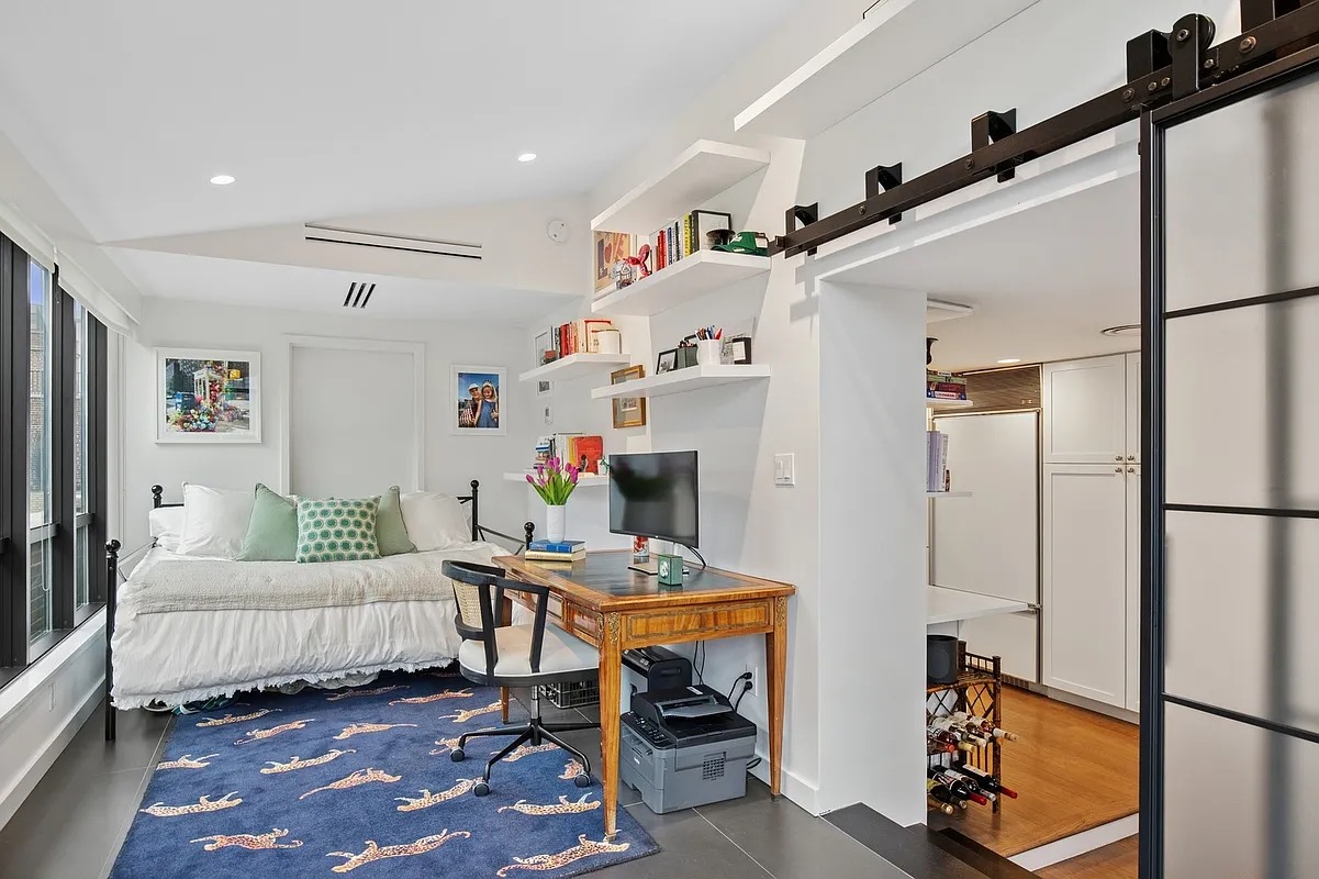 2 Sutton Pl South #17F