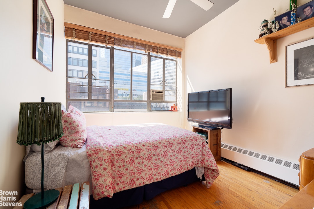 80 Warren St #69