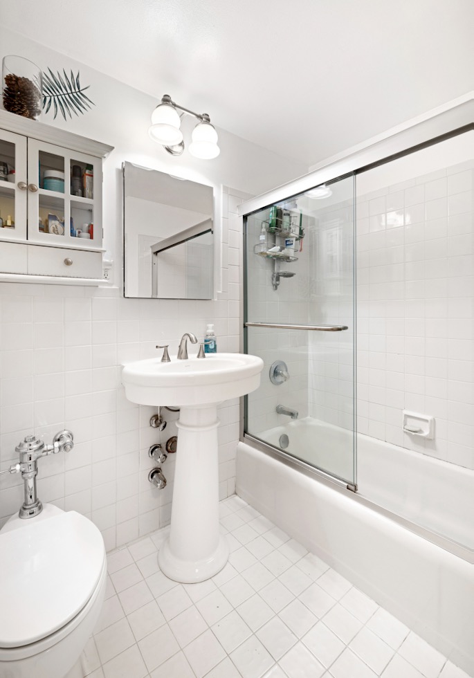 2 Tudor City Pl #11JS