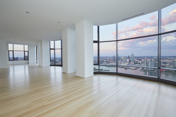 50 UN Plaza #PH42/43