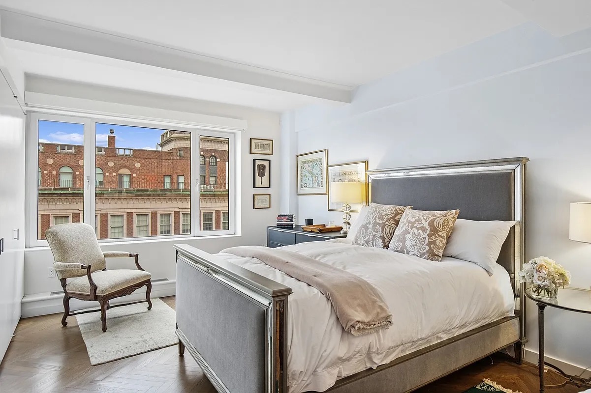 2 Sutton Pl South #17F