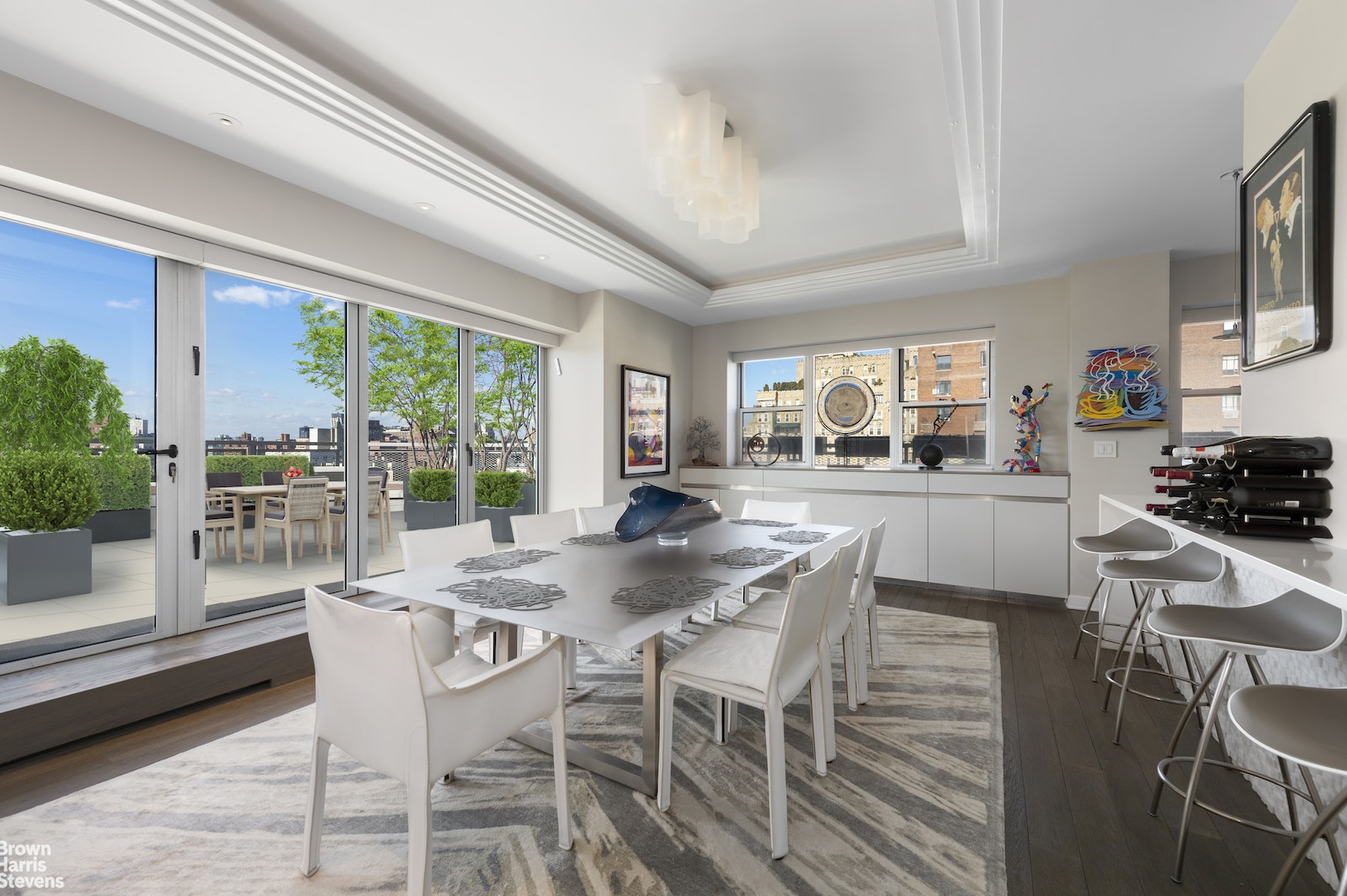 2 Fifth Ave #14R