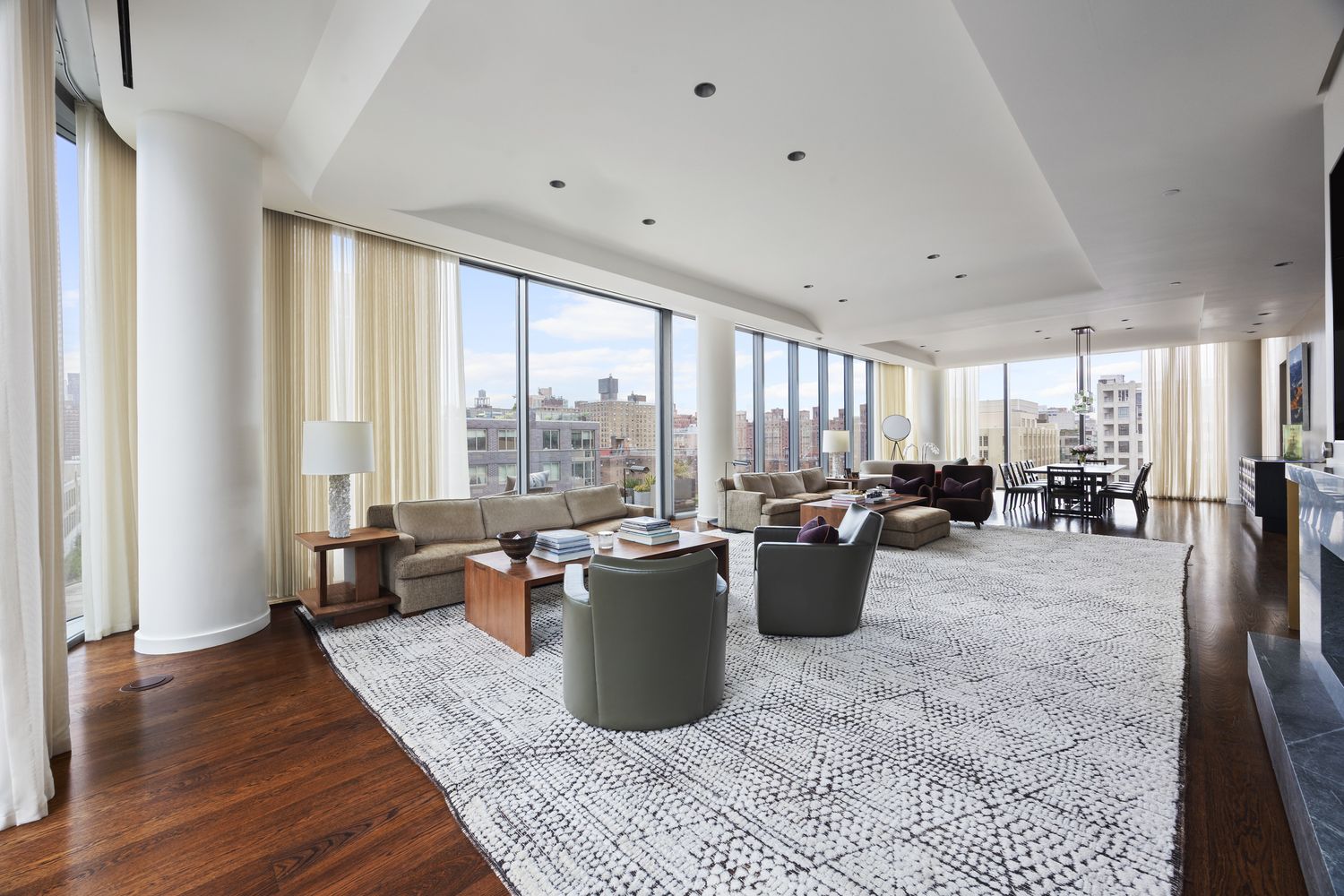 520 West 28 #PH37