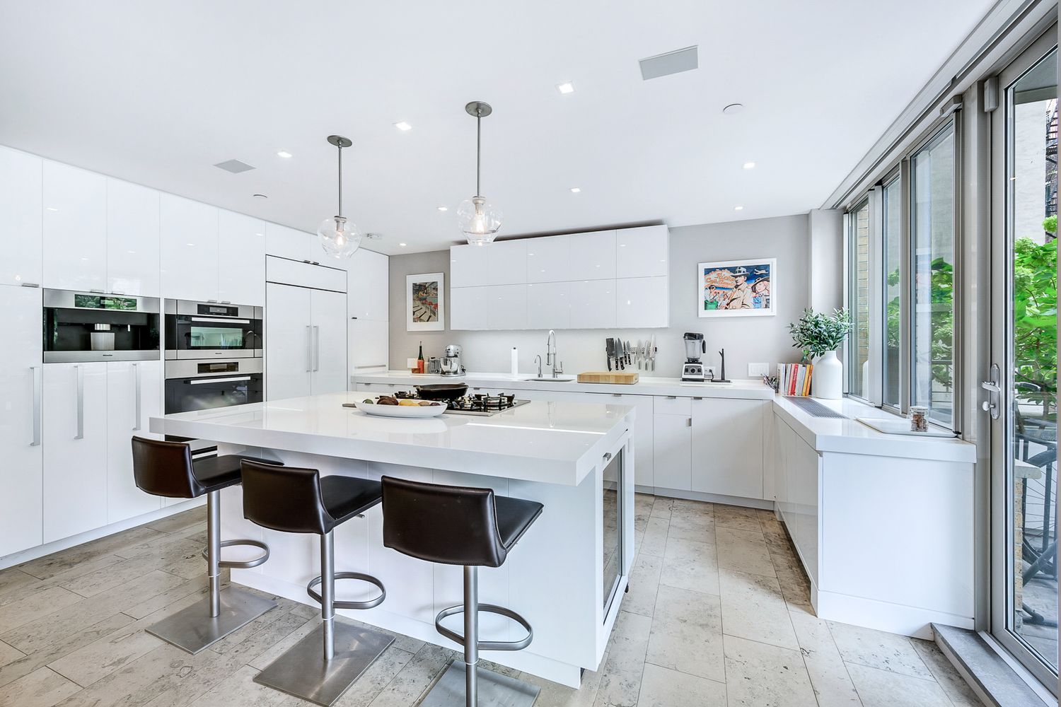 525 East 11 #3B4B
