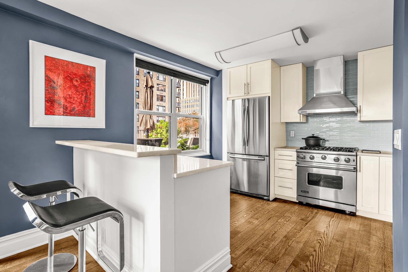 305 East 40 #19F
