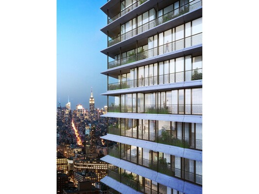 100 Vandam St #6B