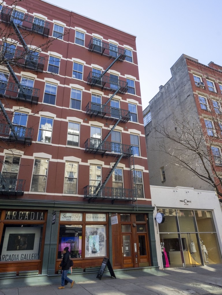 building photo