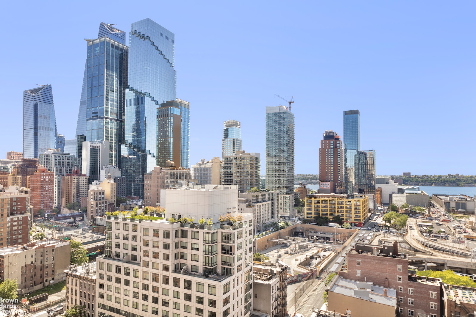 347 West 39 #14NE