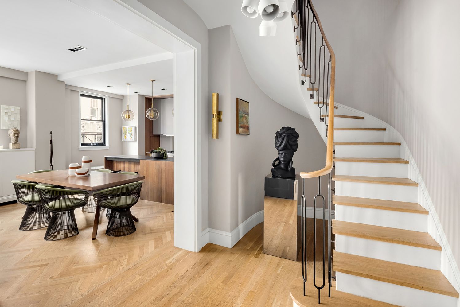 220 Madison Ave #14/15O