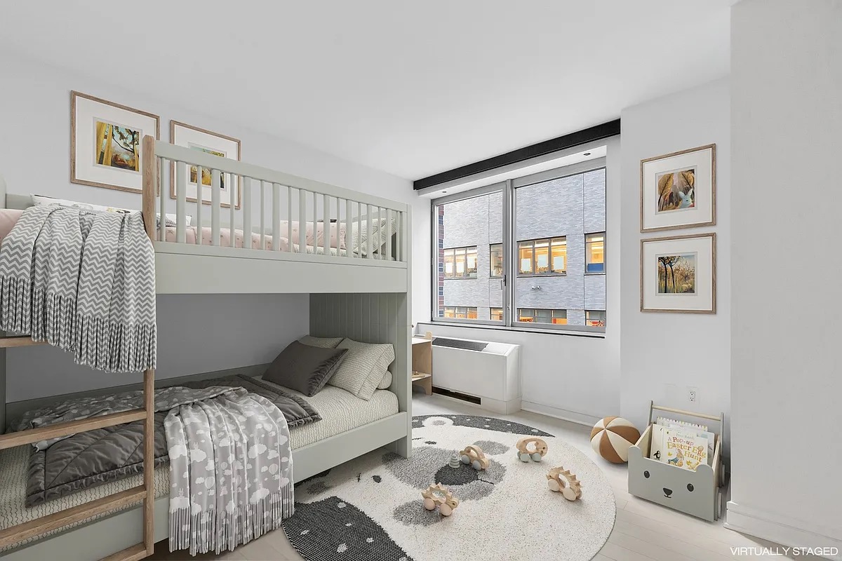 30 West St #4A