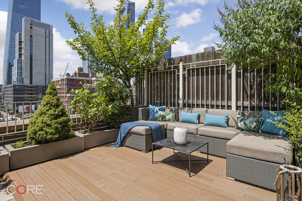502 Ninth Ave #10A