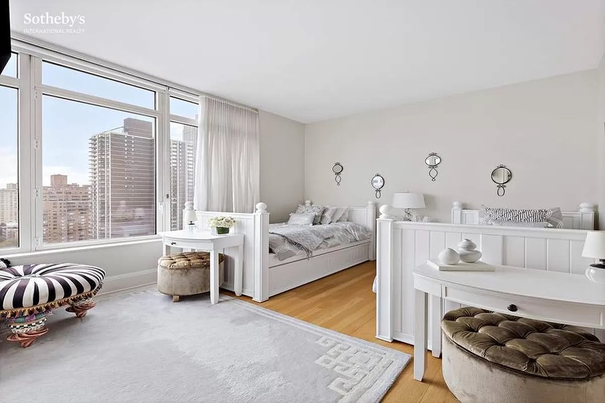 305 East 85 #17B