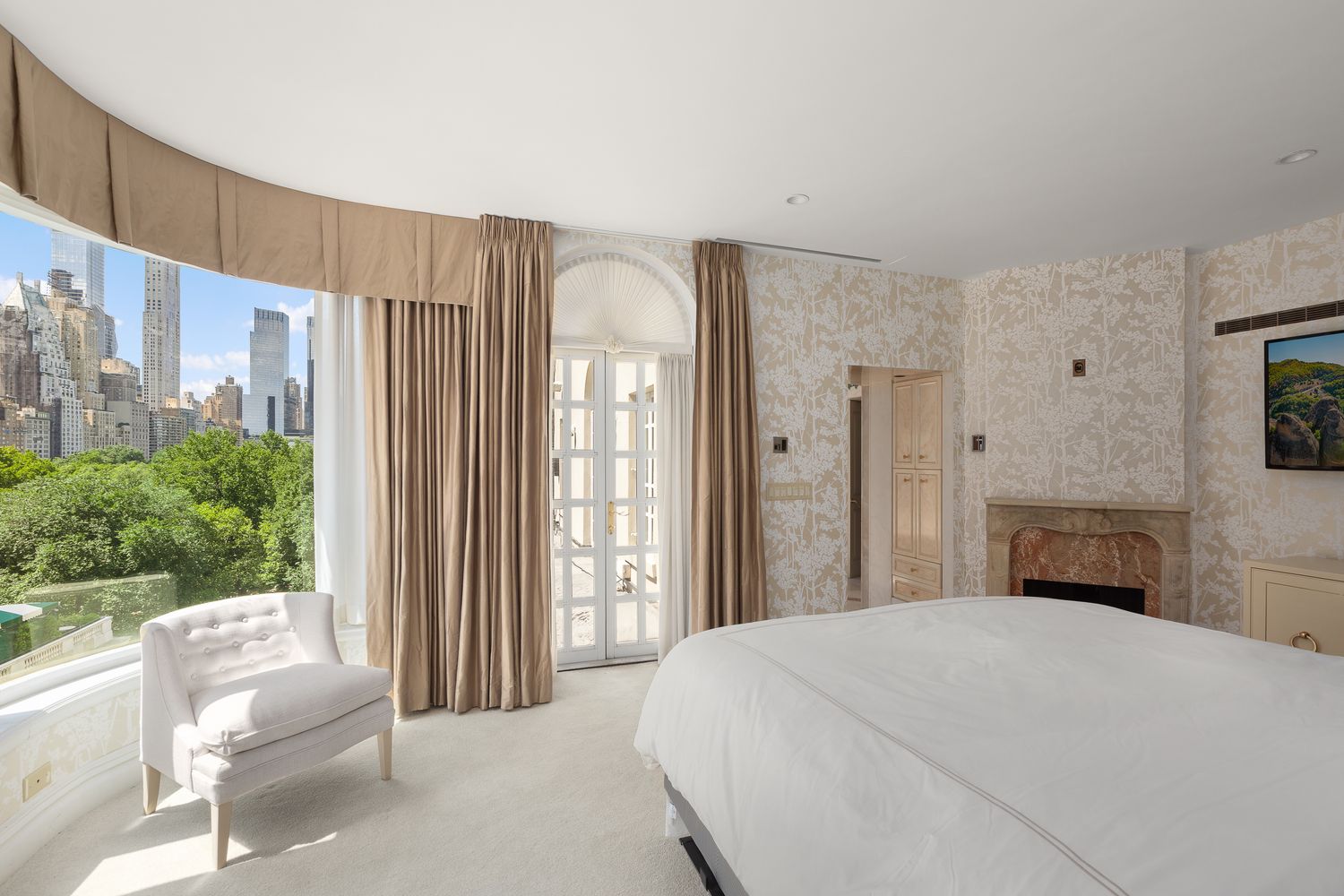 1 East 62 #PH