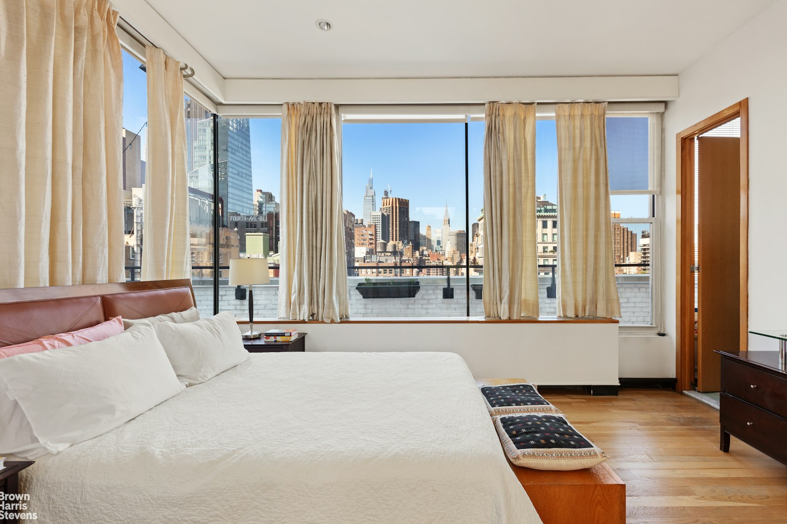 118 East 25 #PH