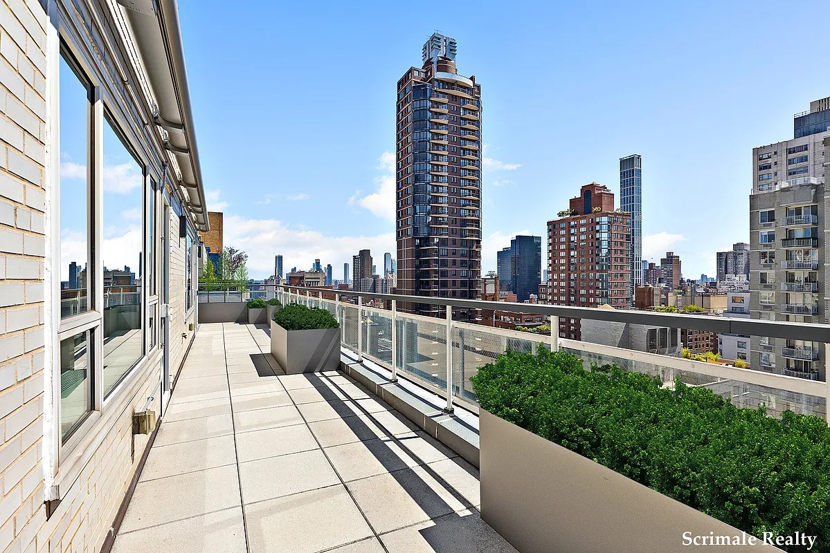 200 East 66 #PH D2102