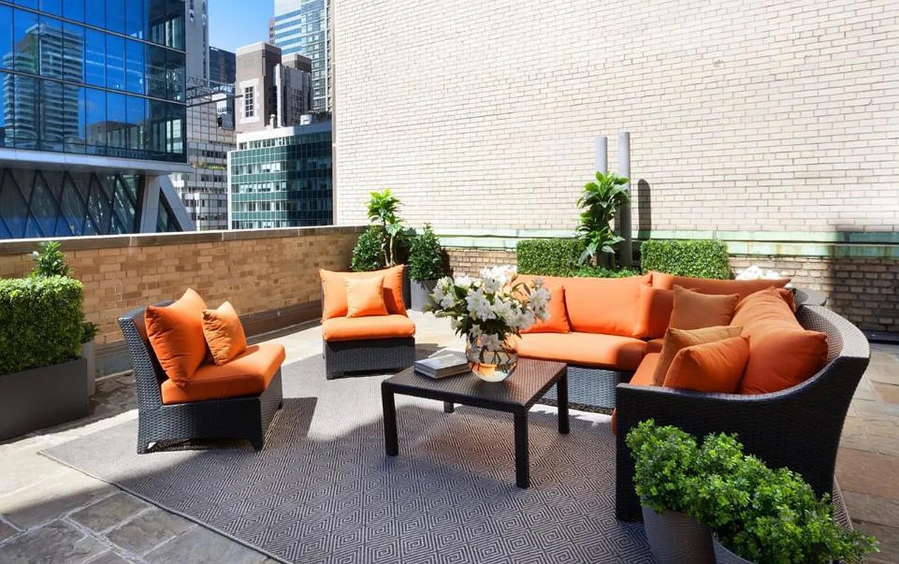 111 East 56 #PH19